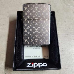 COPY - Custom Engraved-LV- Zippo- New